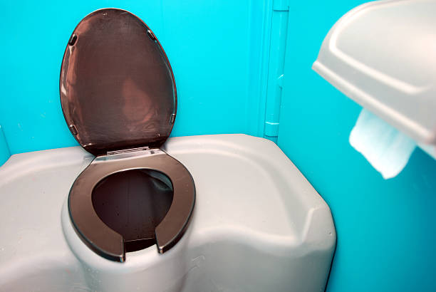Best Local porta potty services  in Country Club Hills, MO